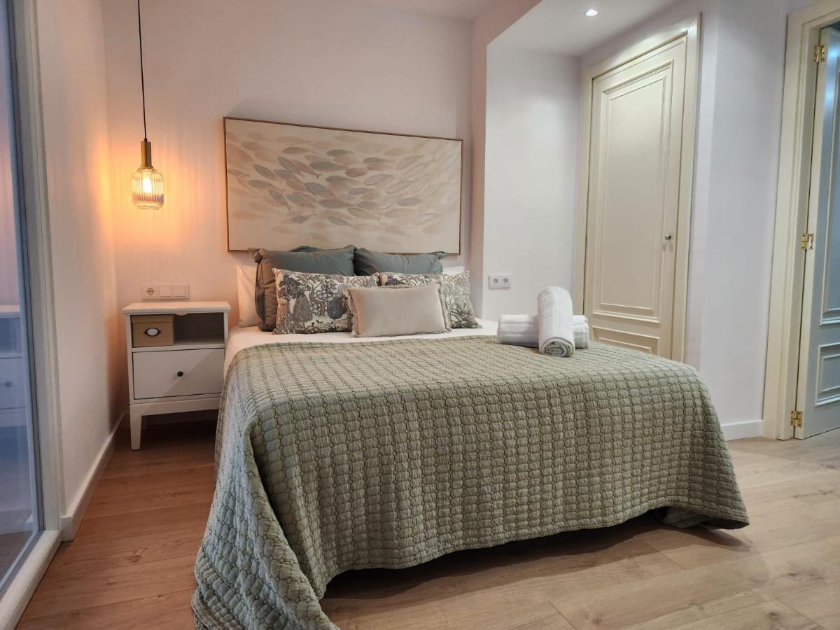 Florit Flats - The Apolo Apartment فالنسيا المظهر الخارجي الصورة