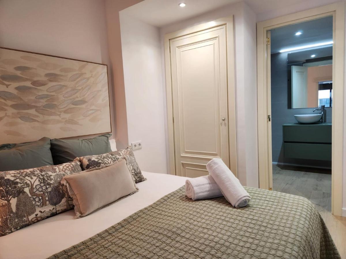 Florit Flats - The Apolo Apartment فالنسيا المظهر الخارجي الصورة