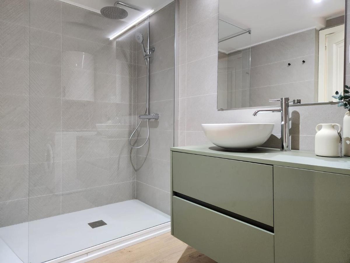 Florit Flats - The Apolo Apartment فالنسيا المظهر الخارجي الصورة