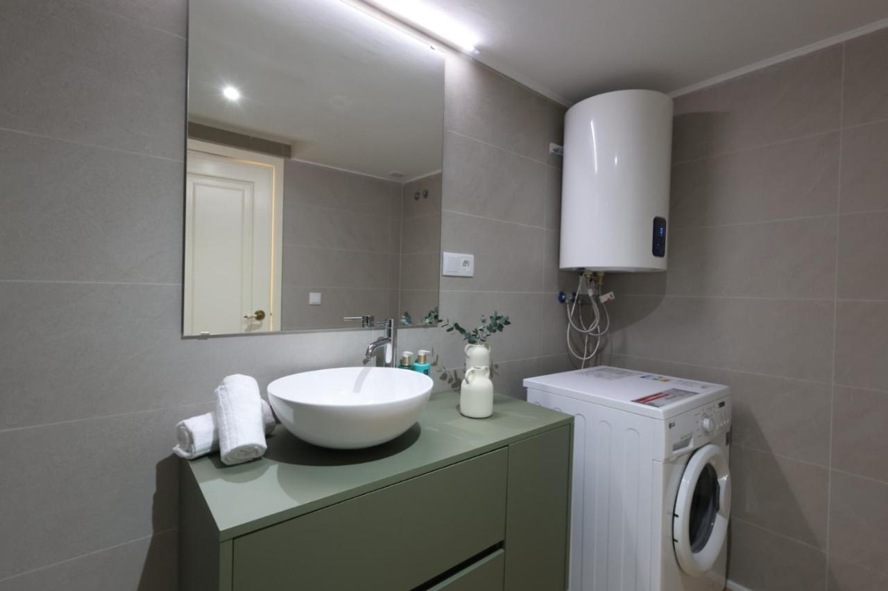 Florit Flats - The Apolo Apartment فالنسيا المظهر الخارجي الصورة