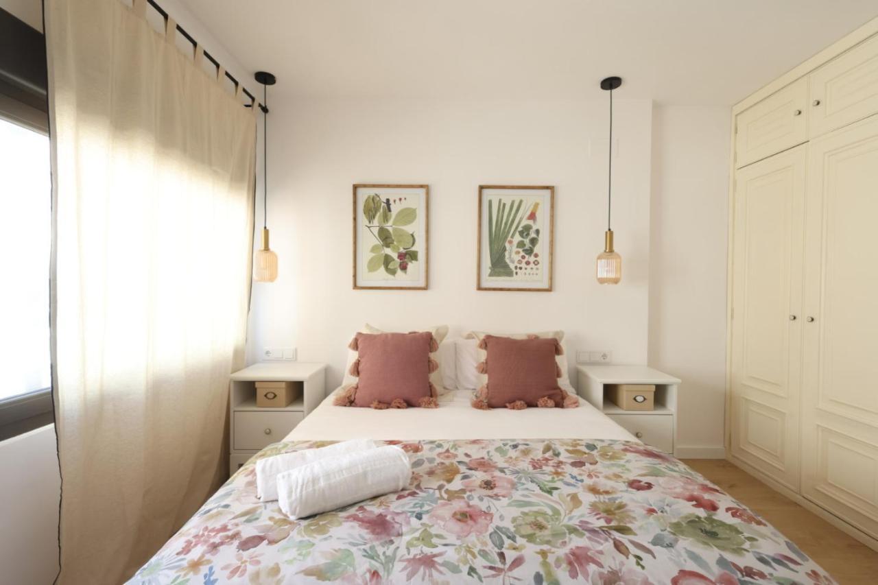 Florit Flats - The Apolo Apartment فالنسيا المظهر الخارجي الصورة