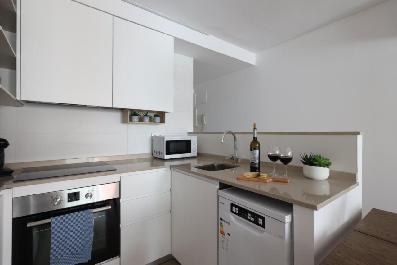 Florit Flats - The Apolo Apartment فالنسيا المظهر الخارجي الصورة