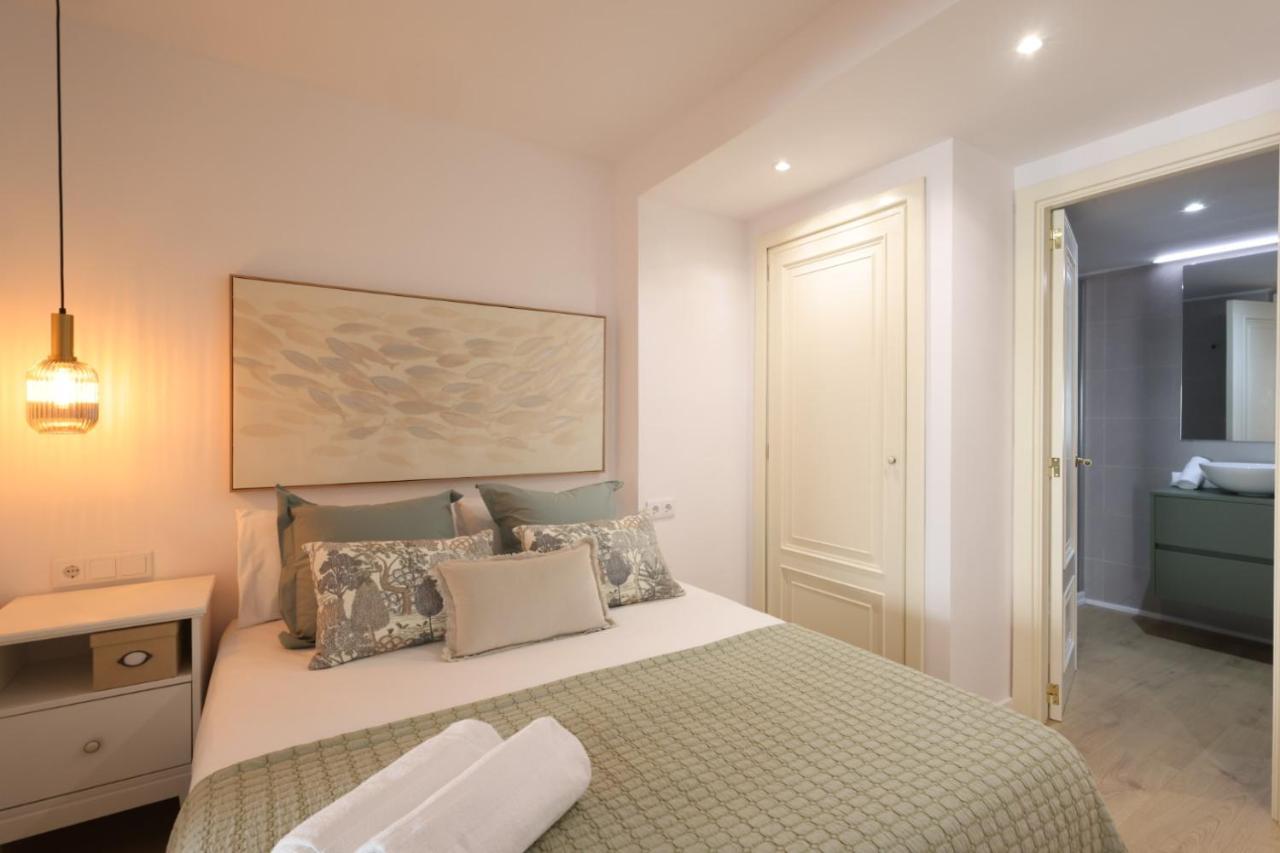 Florit Flats - The Apolo Apartment فالنسيا المظهر الخارجي الصورة